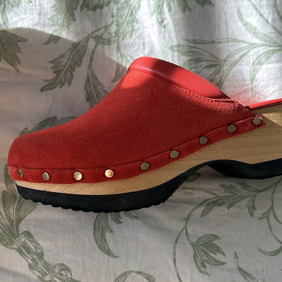 Barely used M.Gemi clogs. Only worn a couple times. - Picture 6 of 10